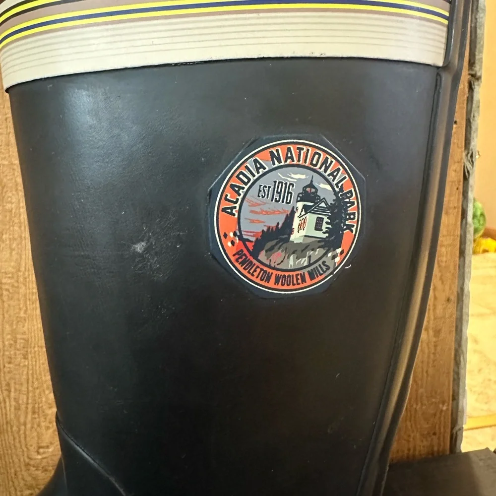 PENDLETON LIMITED EDITION ACADIA NATIONAL PARK TALL BOOT: BLACK: NIB: SZ 5_6